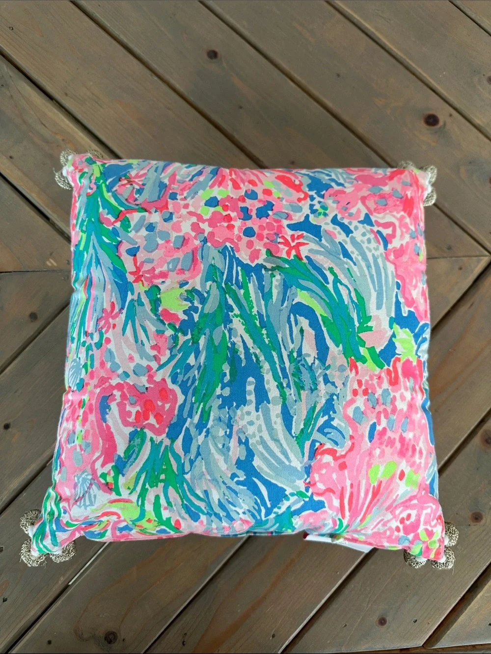 Lilly Pulitzer for Pottery Barn White Pillow with Gold Seahorse Embroidery